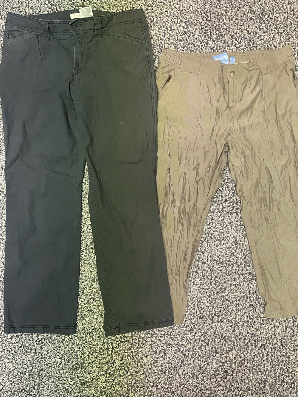 2 Women’s Dockers & Simply Vera Vera Wang Pants